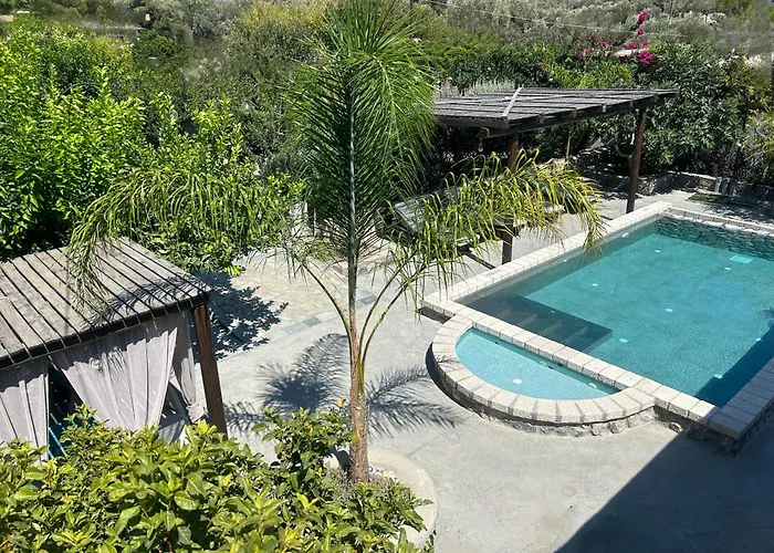 Aithonas Villa