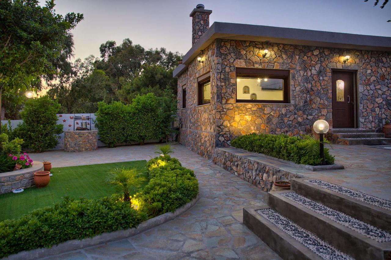 Aithonas Country house *