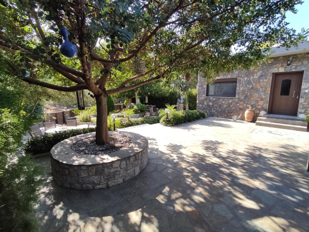 Aithonas Country house *